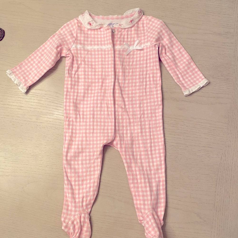 Pink and white checkered sleeper